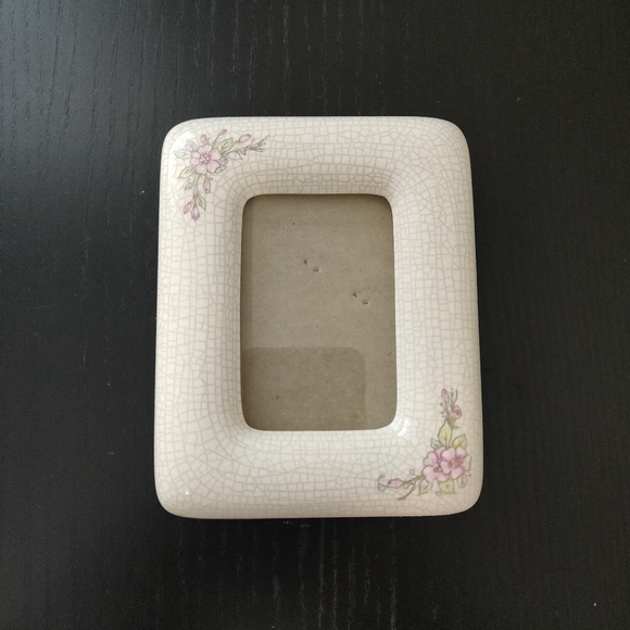 2 PC Vintage porcelain photo frame set - Picture 6 of 8